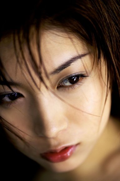 2018伦敦设计双年展视觉形象设计‘江南体育官网’(图1) 江南体育官网